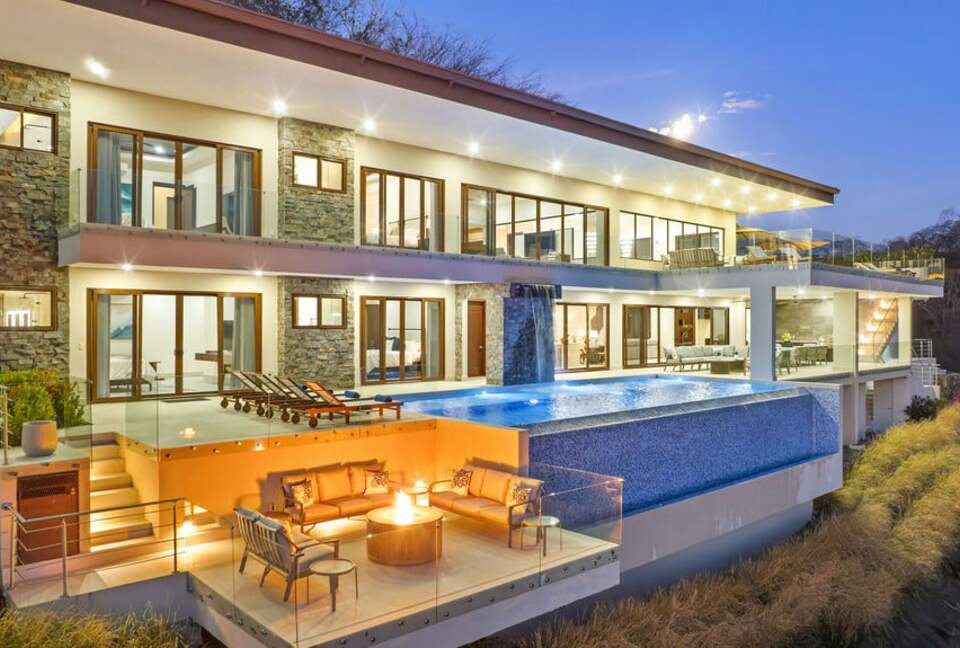 Gated Luxury Villa Near Playa Hermosa Beach - Playa Hermosa, Costa Rica