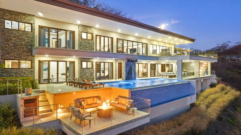 Gated Luxury Villa Near Playa Hermosa Beach - Playa Hermosa, Costa Rica
