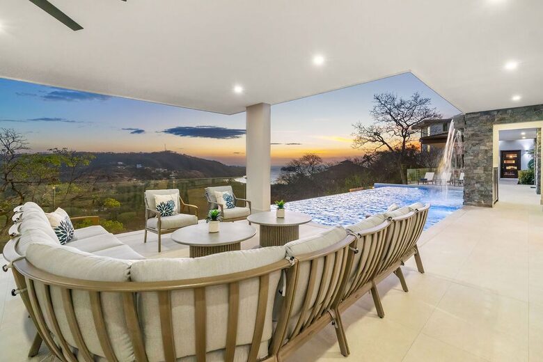Gated Luxury Villa Near Playa Hermosa Beach - Playa Hermosa, Costa Rica