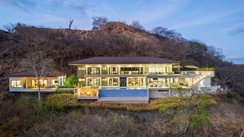 Gated Luxury Villa Near Playa Hermosa Beach - Playa Hermosa, Costa Rica