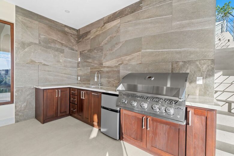 Gated Luxury Villa Near Playa Hermosa Beach - Playa Hermosa, Costa Rica