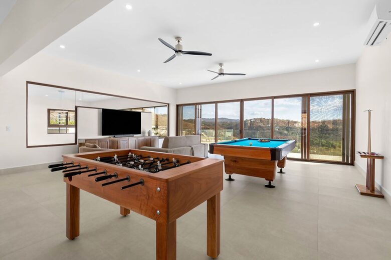 Gated Luxury Villa Near Playa Hermosa Beach - Playa Hermosa, Costa Rica