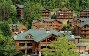 Smoky Mountain Vista Retreat - Gatlinburg, Tennessee