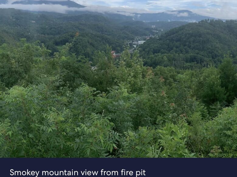 Smoky Mountain Vista Retreat - Gatlinburg, Tennessee