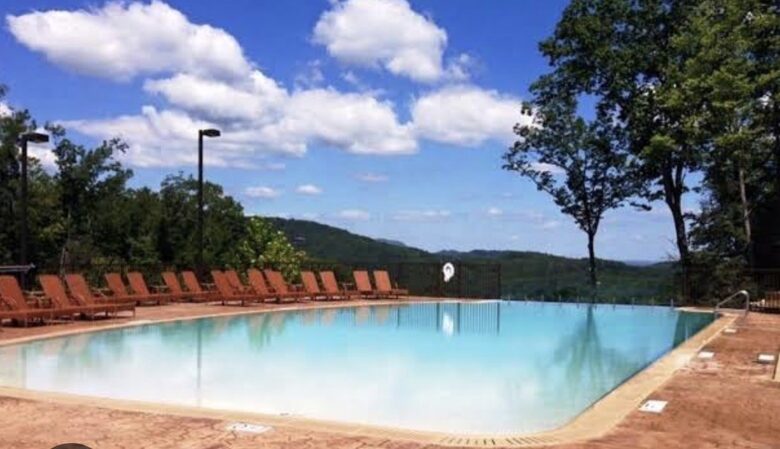 Infinity pool