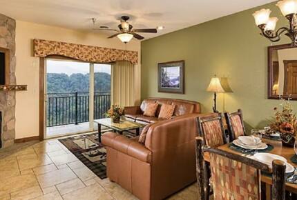 Smoky Mountain Vista Retreat - Gatlinburg, Tennessee