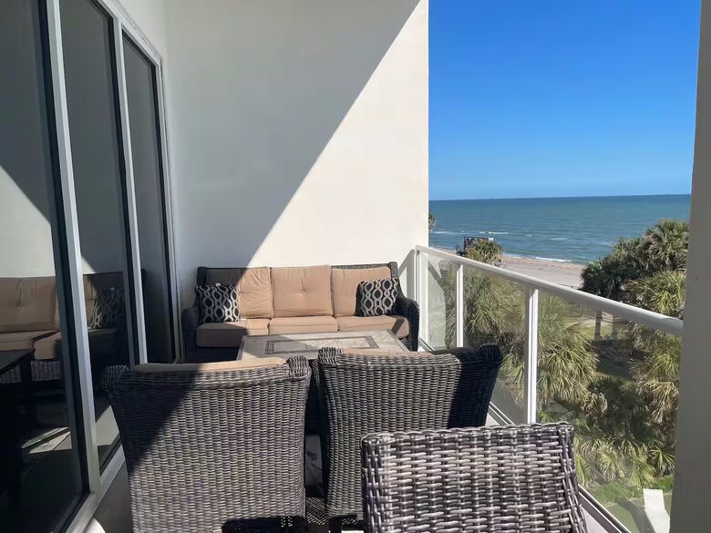 Diamond Beach Resort Retreat with Gulf Views & Lazy River - Galveston, Texas