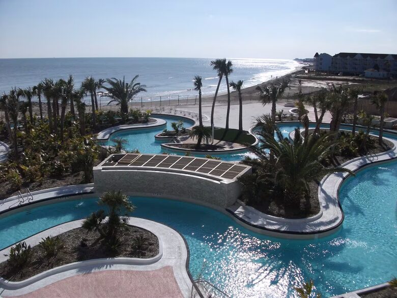Diamond Beach Resort Retreat with Gulf Views & Lazy River - Galveston, Texas