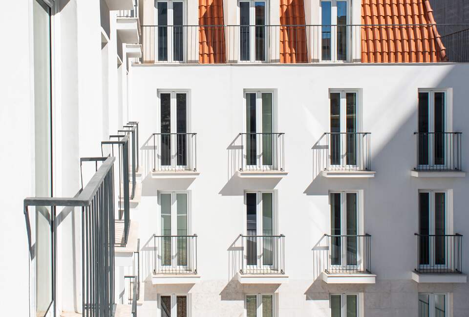 Quintess Collection - Santa Barbara Square - Lisbon, Portugal