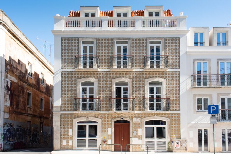 Quintess Collection - Santa Barbara Square - Lisbon, Portugal