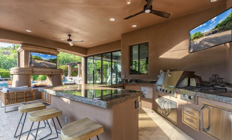 Private Scottsdale Hillside Villa with Award-Winning Pool - Scottsdale, Arizona