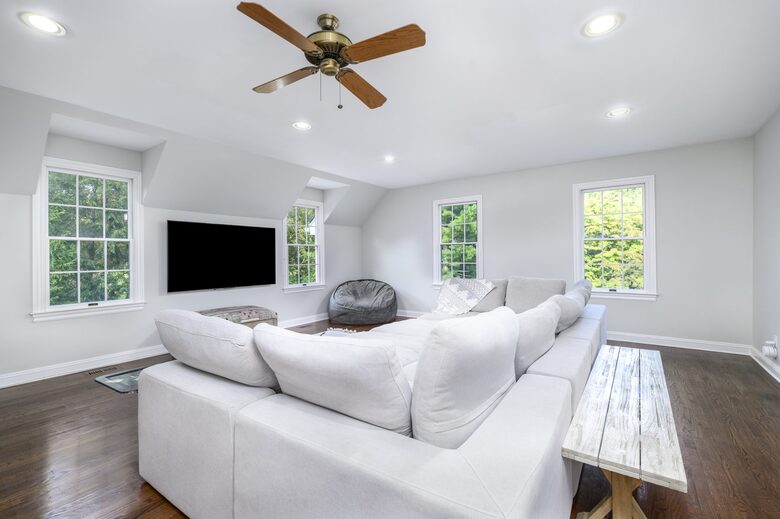July 2026: Luxury Connecticut Estate with Private Padel Court & Pool - Wilton, Connecticut