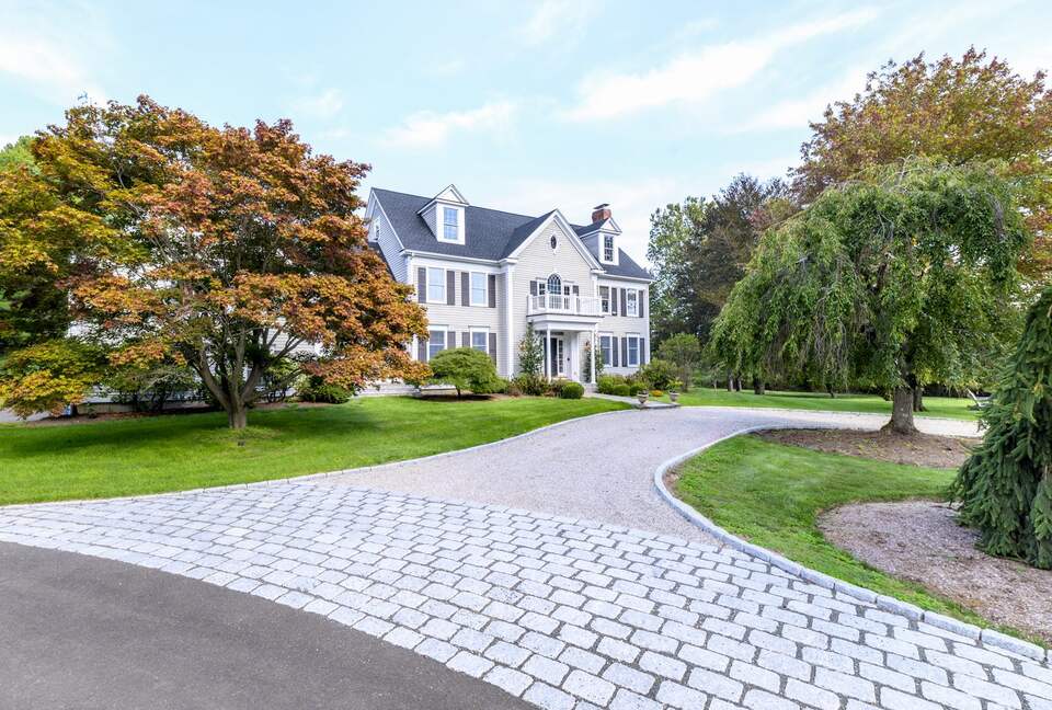 July 2026: Luxury Connecticut Estate with Private Padel Court & Pool - Wilton, Connecticut