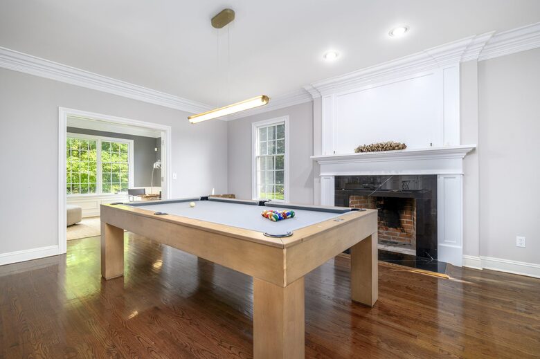 July 2026: Luxury Connecticut Estate with Private Padel Court & Pool - Wilton, Connecticut