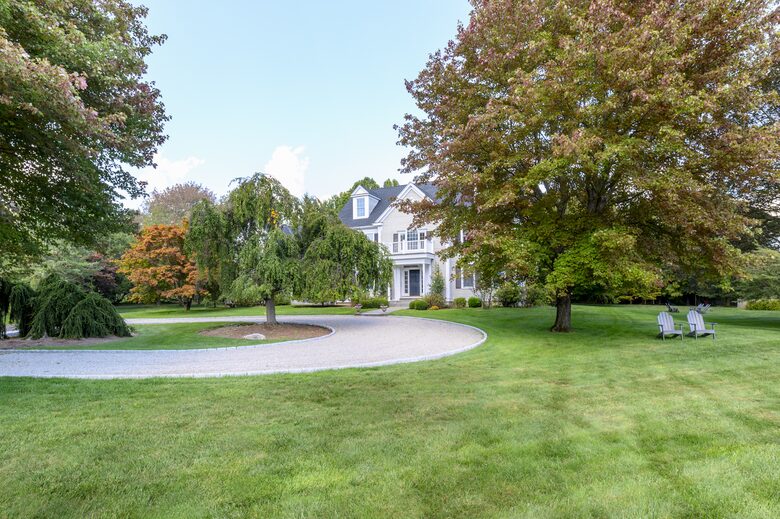 July 2026: Luxury Connecticut Estate with Private Padel Court & Pool - Wilton, Connecticut