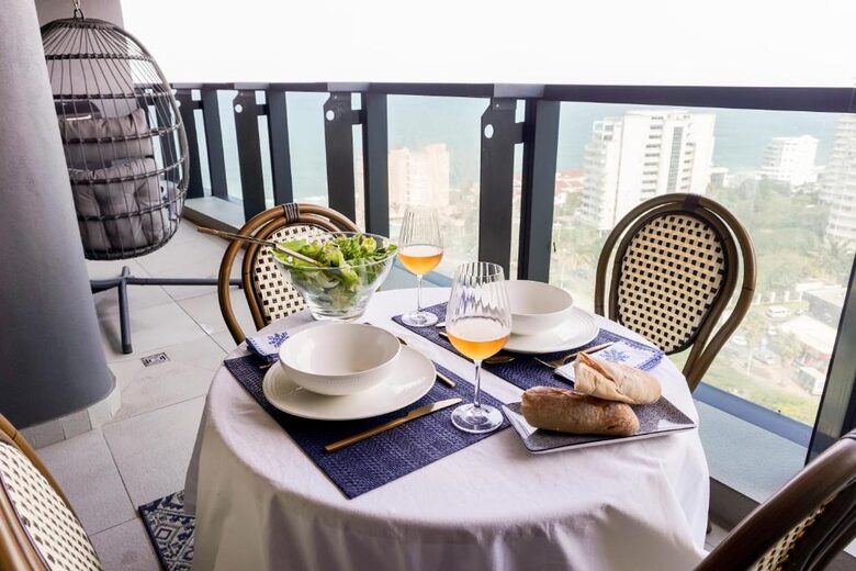 Suite Monte Carlo | Luxury Oceanfront Retreat in Umhlanga Rocks - Umhlanga, South Africa