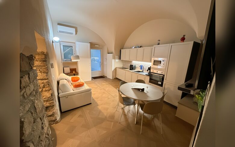 Charming Apartment with Private Sauna in Basilicata - Ginestra, Italy