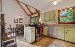 A Refined Highlands Retreat Near Apple Lake - Highlands, North Carolina