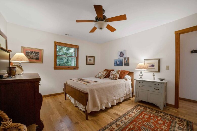 A Refined Highlands Retreat Near Apple Lake - Highlands, North Carolina