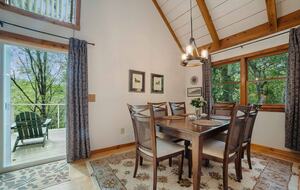 A Refined Highlands Retreat Near Apple Lake - Highlands, North Carolina