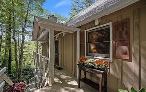 A Refined Highlands Retreat Near Apple Lake - Highlands, North Carolina