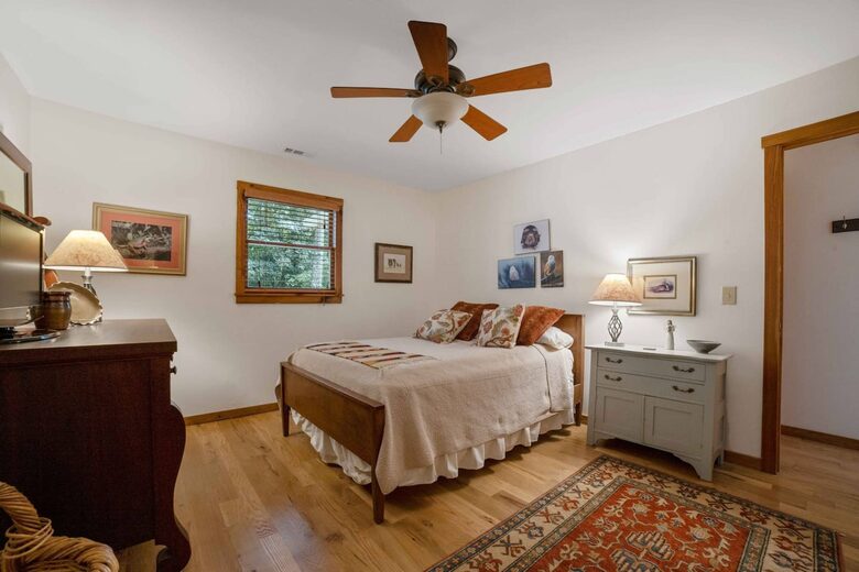 A Refined Highlands Retreat Near Apple Lake - Highlands, North Carolina
