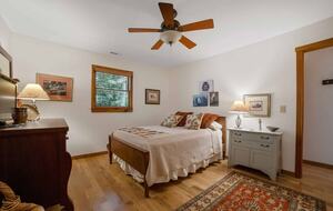 A Refined Highlands Retreat Near Apple Lake - Highlands, North Carolina