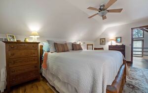 A Refined Highlands Retreat Near Apple Lake - Highlands, North Carolina
