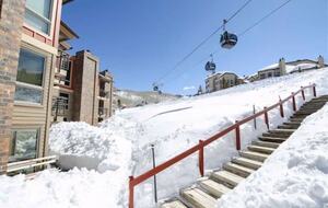 Gondola-Ski in and Ski Out Mountain Retreat in Snowmass - Snowmass Village, Colorado