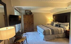 Gondola-Ski in and Ski Out Mountain Retreat in Snowmass - Snowmass Village, Colorado