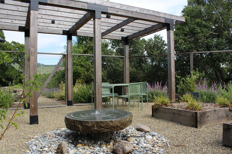 Sonoma Retreat with Infinity Pool & Oak Tree Views - Santa Rosa, California