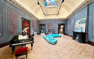 Schloss Düneck | A Historic Estate with Modern Luxury - Moorrege, Germany