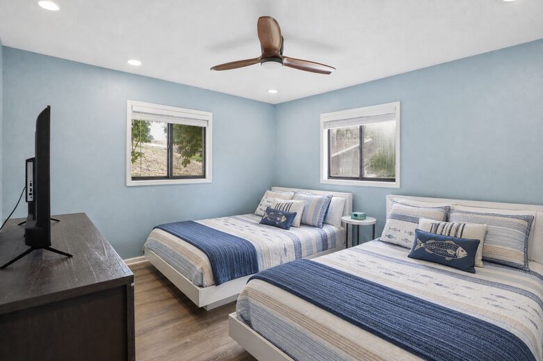 Waterfront Getaway in the Heart of Lake Ozark - Lake Ozark, Missouri