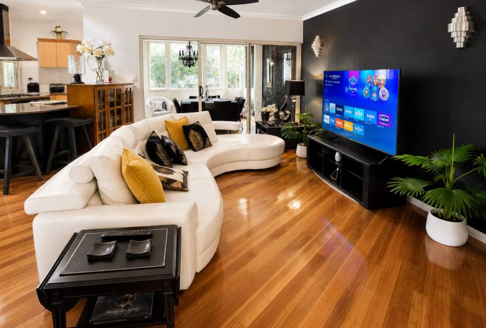 Lakes Resort Apartment with Pools & Tropical Gardens - Cairns, Australia