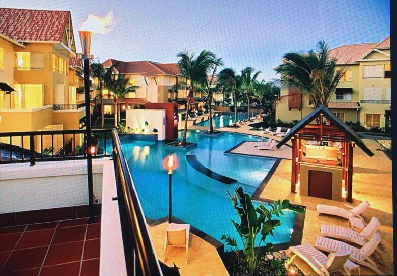 Lakes Resort Apartment with Pools & Tropical Gardens - Cairns, Australia