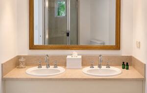 Lakes Resort Apartment with Pools & Tropical Gardens - Cairns, Australia