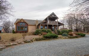 Appalachian Escape Mountain Retreat - Boone, North Carolina