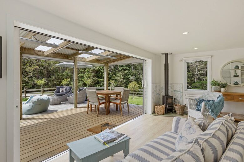 Private Leigh Escape with Outdoor Living & Nature Views - Leigh, New Zealand