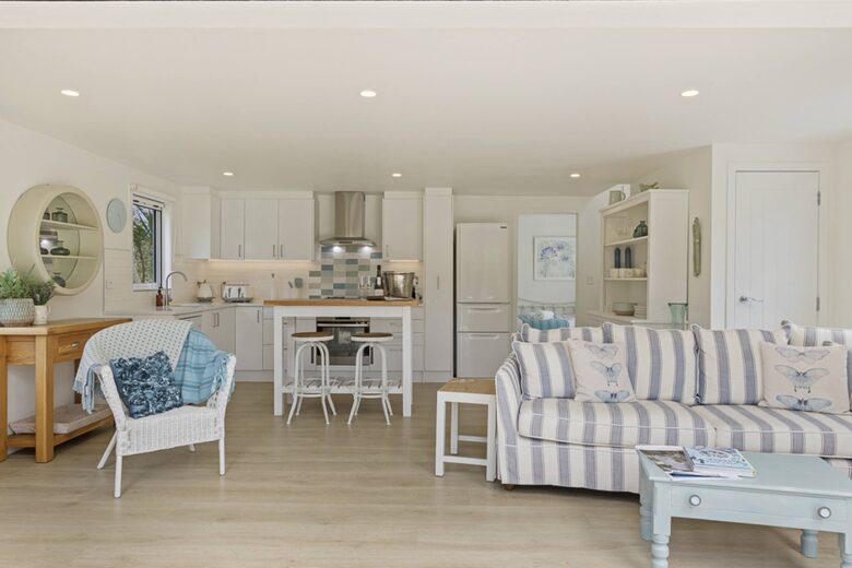 Private Leigh Escape with Outdoor Living & Nature Views - Leigh, New Zealand