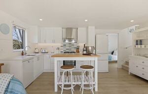 Private Leigh Escape with Outdoor Living & Nature Views - Leigh, New Zealand