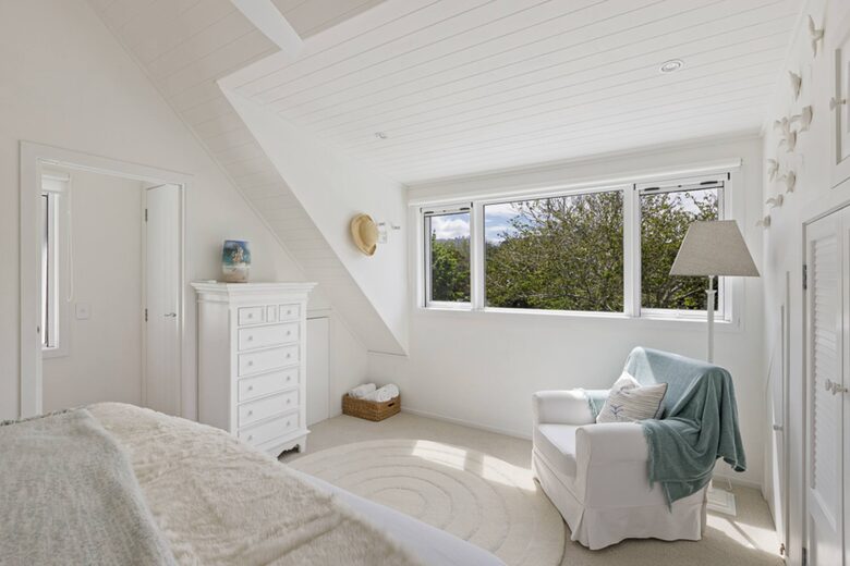 Private Leigh Escape with Outdoor Living & Nature Views - Leigh, New Zealand