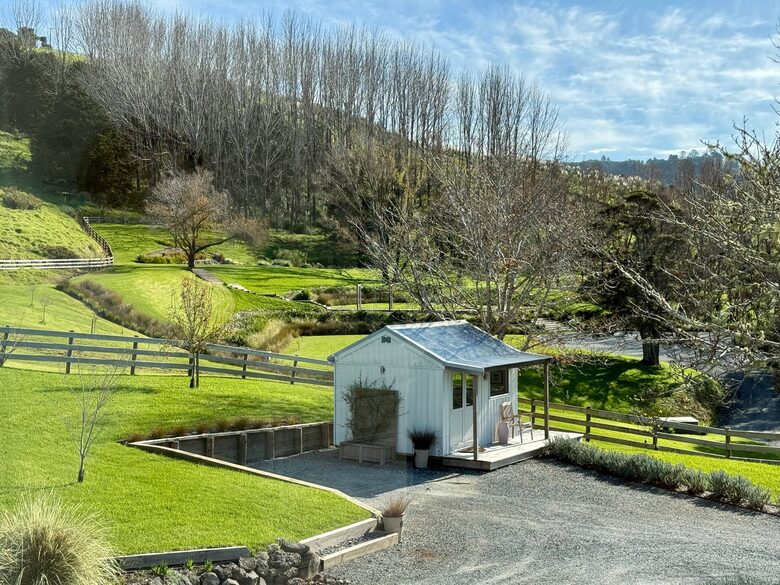 Private Leigh Escape with Outdoor Living & Nature Views - Leigh, New Zealand