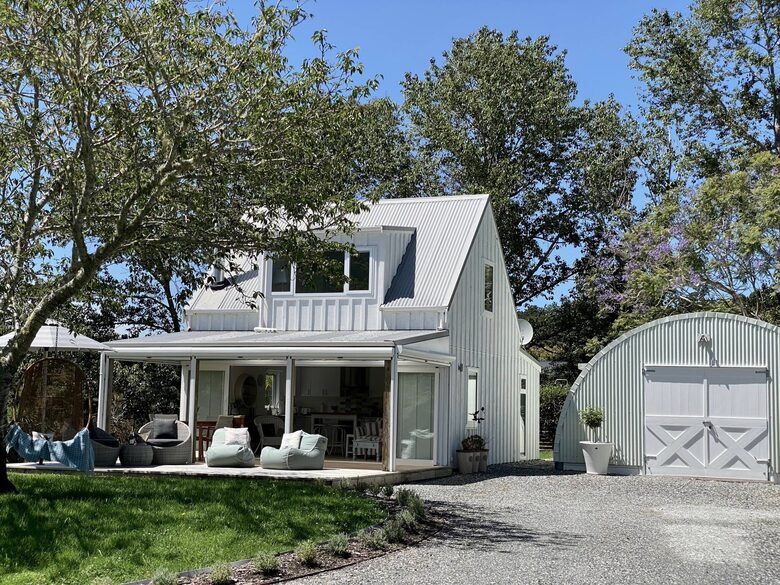 Private Leigh Escape with Outdoor Living & Nature Views - Leigh, New Zealand