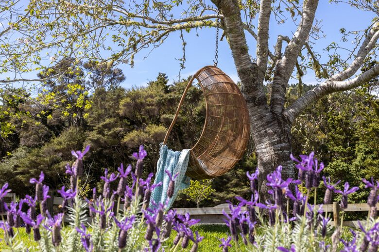 Private Leigh Escape with Outdoor Living & Nature Views - Leigh, New Zealand