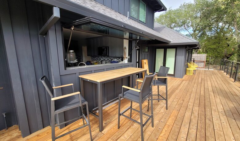 Sonoma Retreat with Infinity Pool & Oak Tree Views - Santa Rosa, California