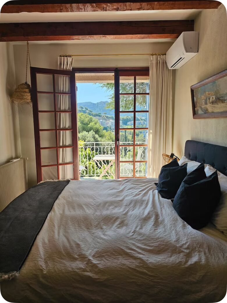 Elegant Cassis Retreat with Pool and Terraces - Cassis, France