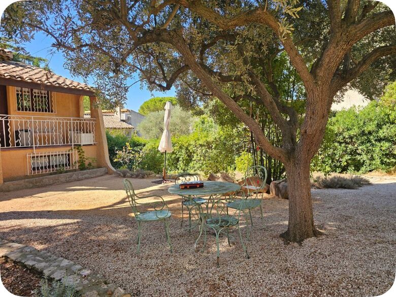 Elegant Cassis Retreat with Pool and Terraces - Cassis, France