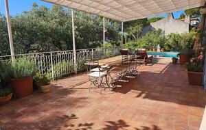 Elegant Cassis Retreat with Pool and Terraces - Cassis, France