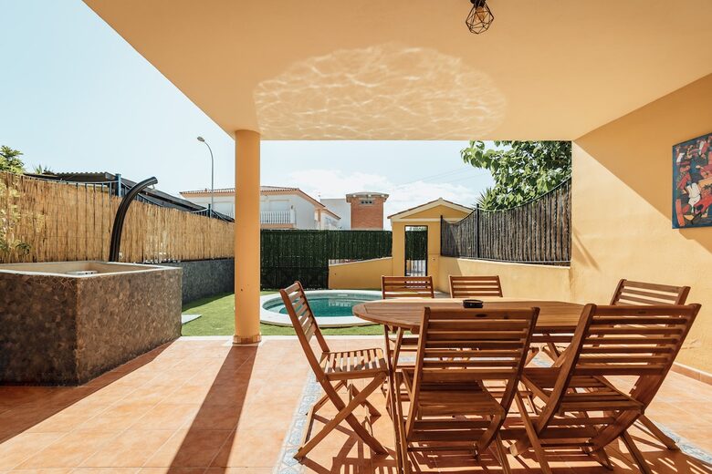Coastal Duplex with Plunge Pool and Sea Views - Moncofa, Spain