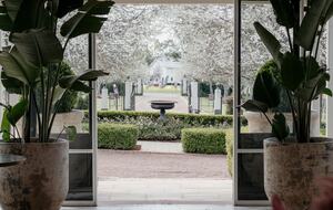 Grand Hunter Valley Estate with Vineyard & Gardens - Pokolbin, Australia